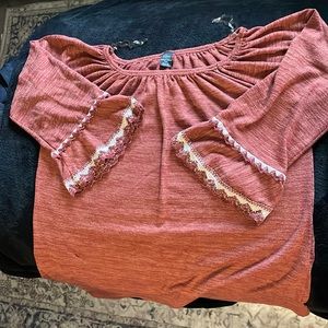 Light Red (Rust) Off Shoulder Double Laces Sleeve Tunic Size L - XL from WinWin